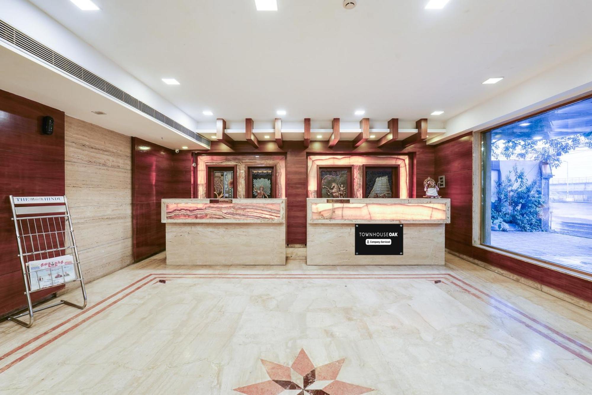 Super Townhouse Oak Alandur Near Chennai Airport Formerly Vijay Park Extérieur photo